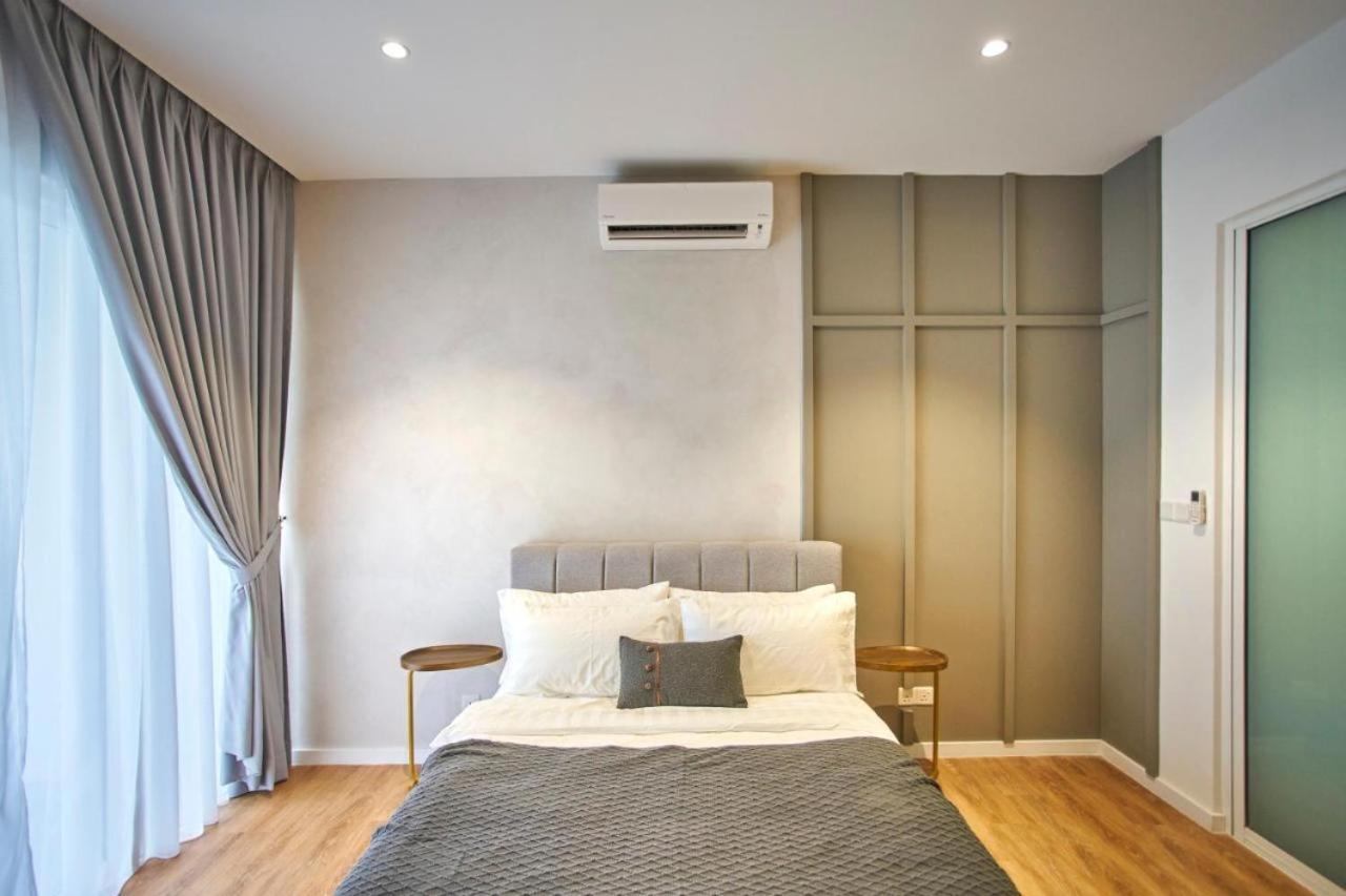 Apartment Quill Sheraton At *